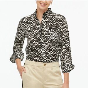 J. Crew Black and White Long Sleeve Button Down- 
Sz XL
Casual/Work Day